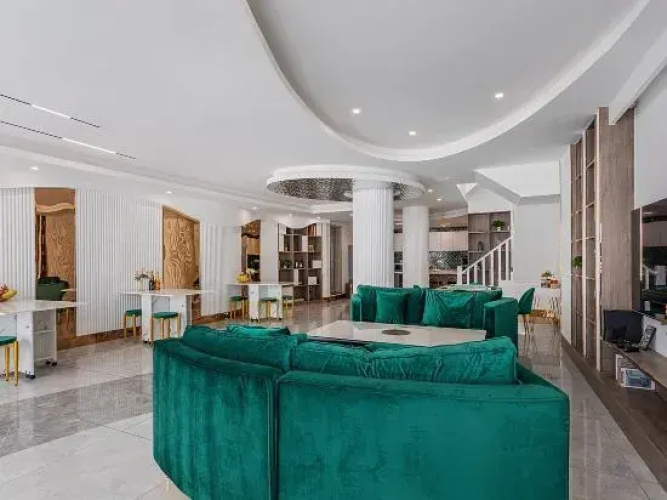 Dali Ananda Seaview Inn