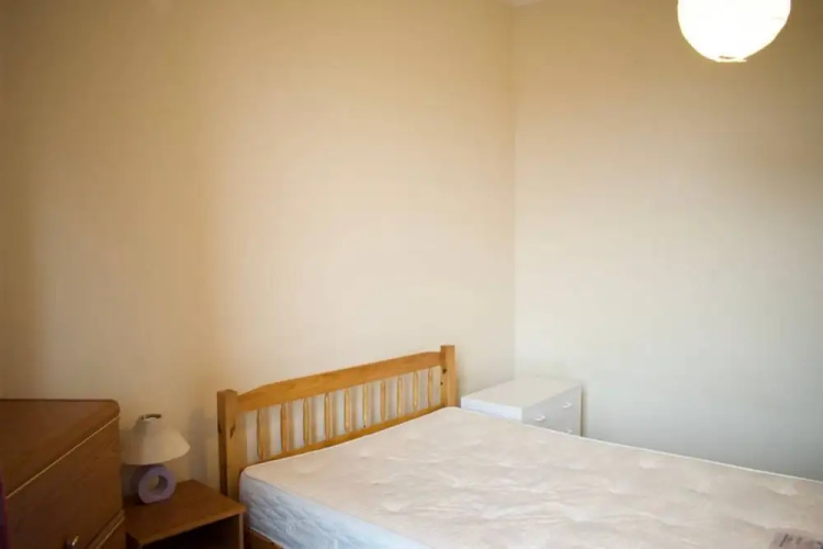 Traditional 2 Bedroom Apartment