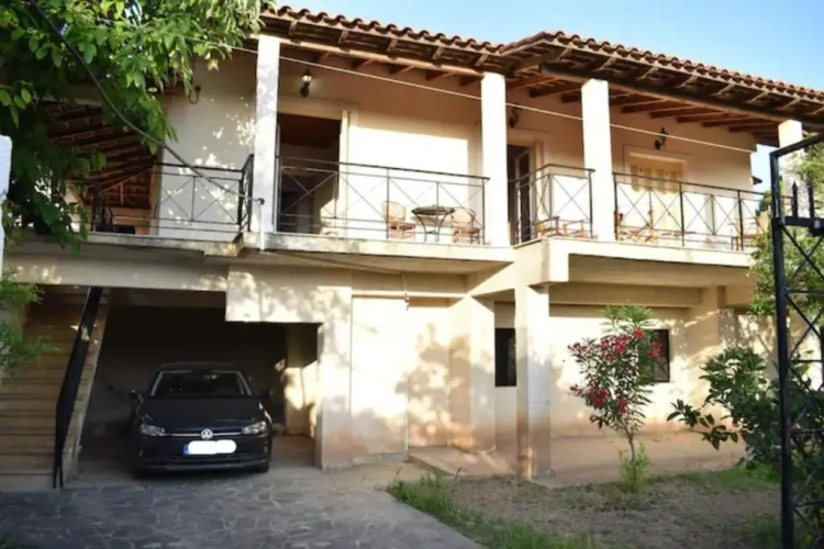 2 Bedrooms Cottage