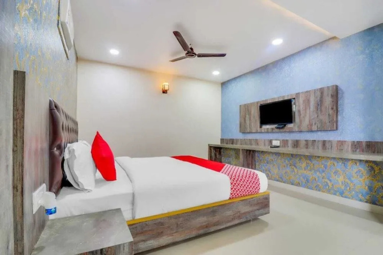 Hotel Raj Palace