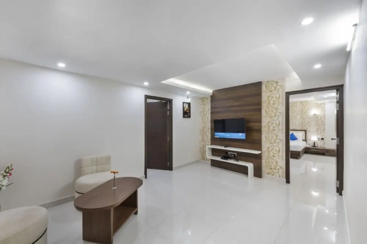 2 Bedrooms Grand Suite with city view