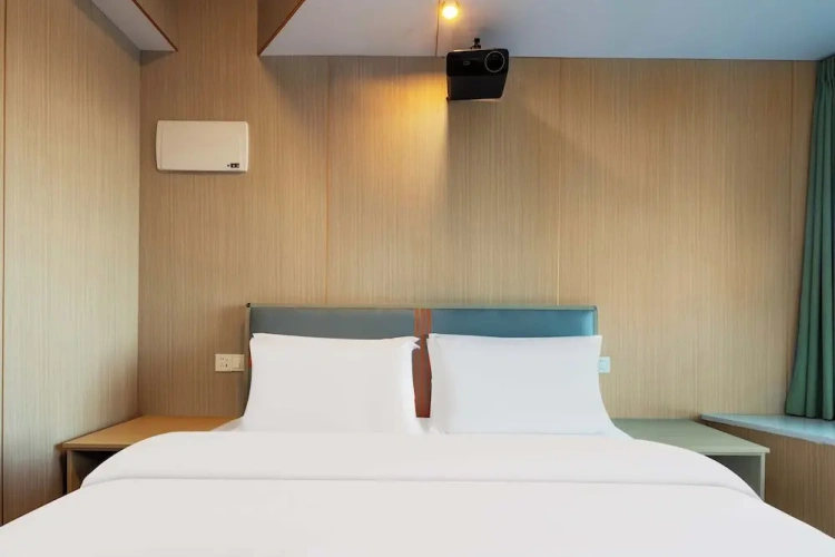 Economy Double room with land view