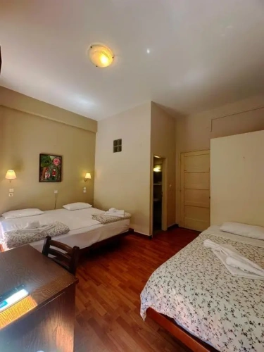 Standard Triple room with balcony