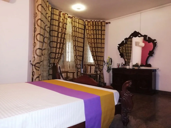 Royal Marine Inn