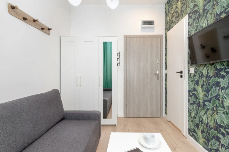 Bright Studio With Balkony by Renters