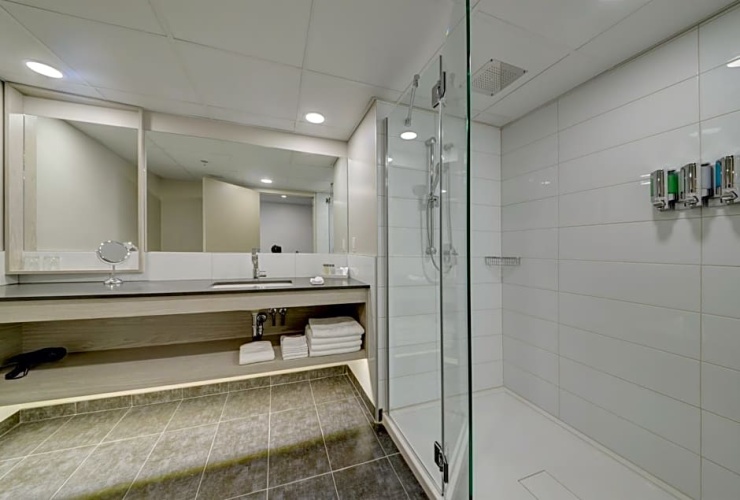 Premium Quadruple room