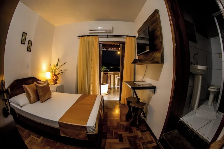 Economy Double Suite with courtyard view