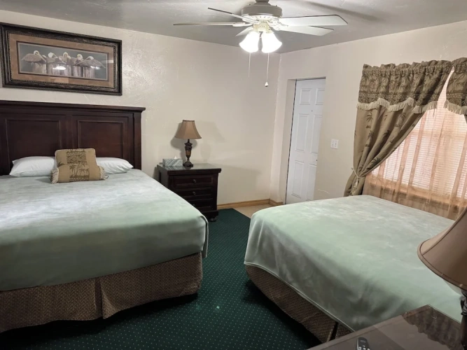 Comfort Suite with courtyard view