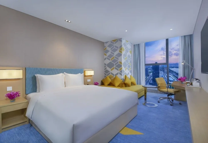 Standard Double room with city view