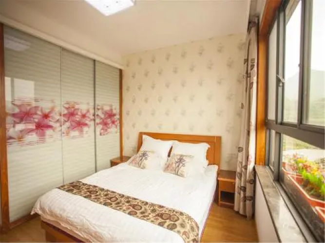 Haiyunjian Cafe Hostel