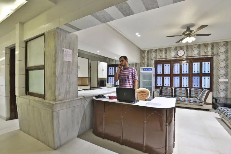 Hotel Satkar