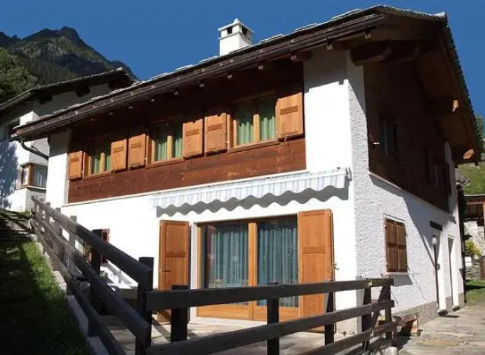 Casa unifamiliare Pongello