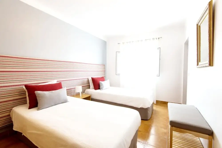 2 Bedrooms Basement Apartment