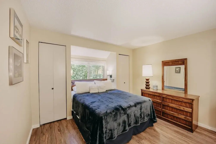 82sw - Fireplace - Pets OK - Wi-fi - Kitchen - Sleeps 4
