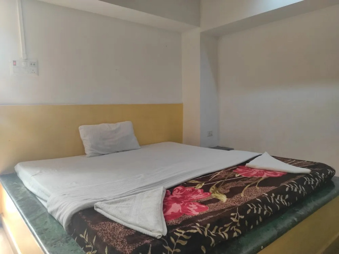 V Resorts Sikhiri Manas