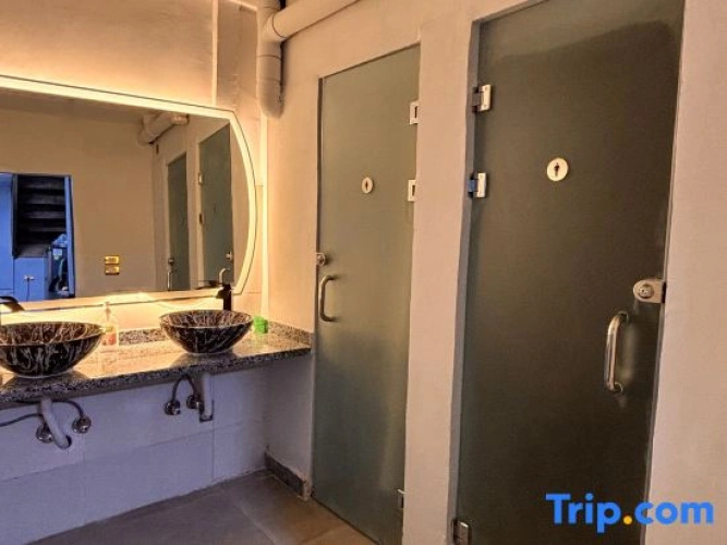 Galaxy hostel