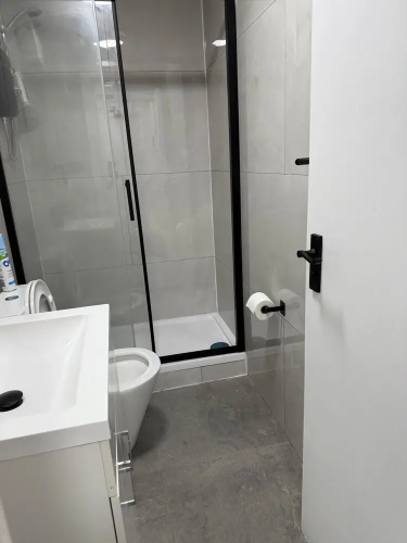 Lutom 2 Bed Flat - 1 With Sofa bed Sleeps 4