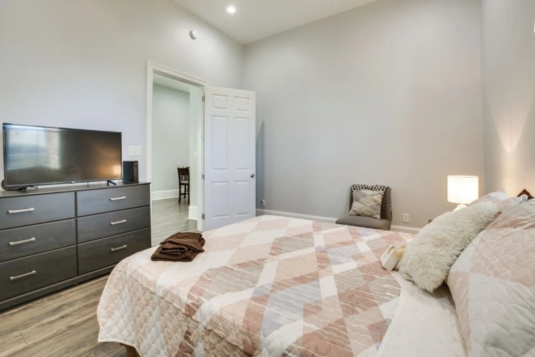 3 Bedrooms Cottage