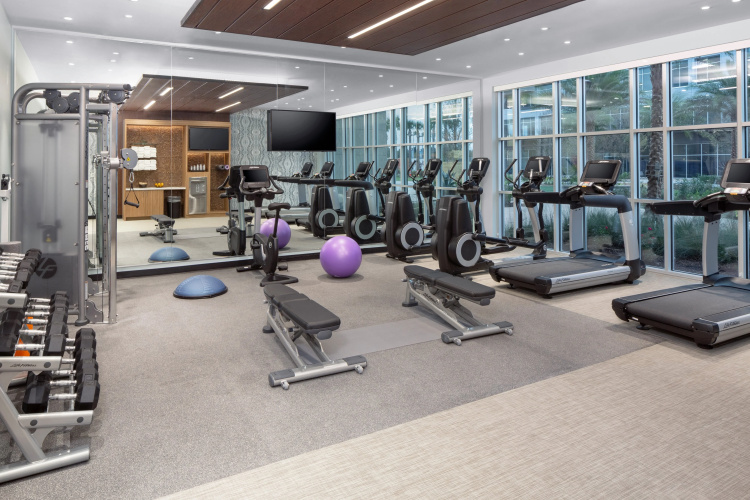 Hotel Indigo Gainesville-Celebration Pointe photo 27