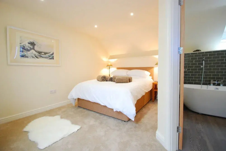 Pipeline Cottage 487857