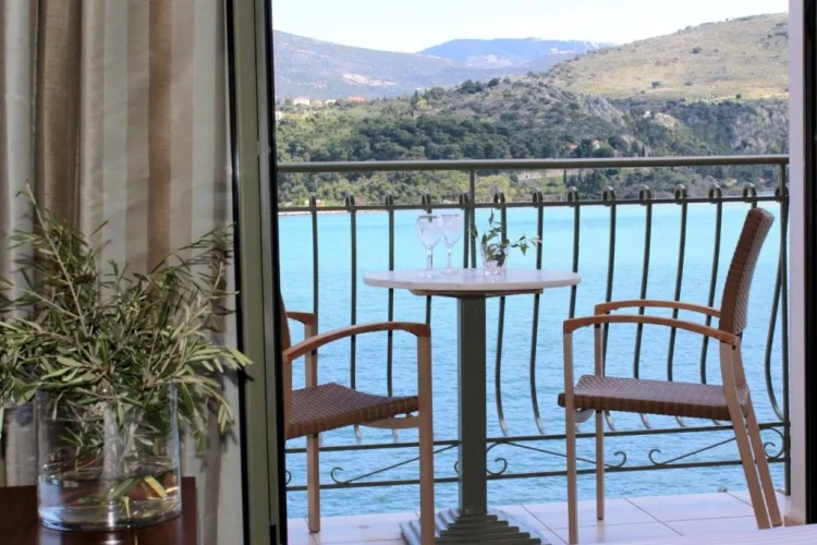 Standard Double room with balcony and with sea view