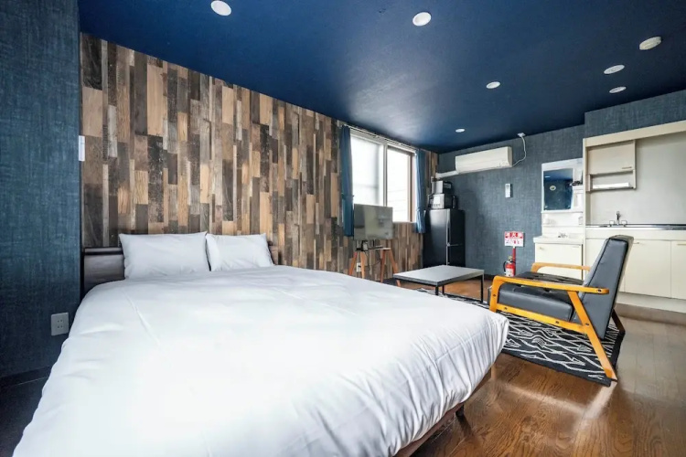 Silk Court 301