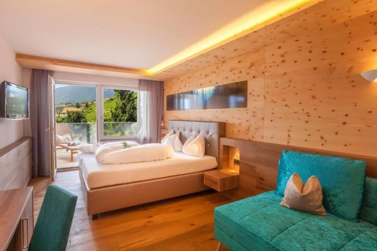 1 Bedroom Suite