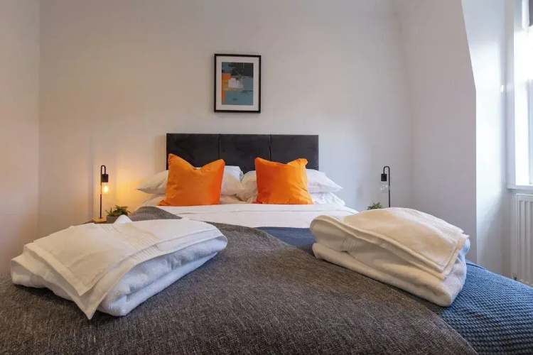 Brighton/2bedroomflat/modern/tv/wifi