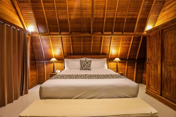 Double Bungalow