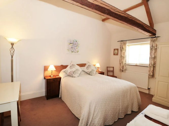 Henhouse Cottage