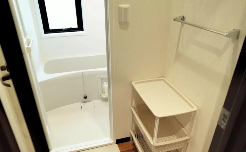 Yotsuya Bnbplus Capsule Hotel Mix dormitory