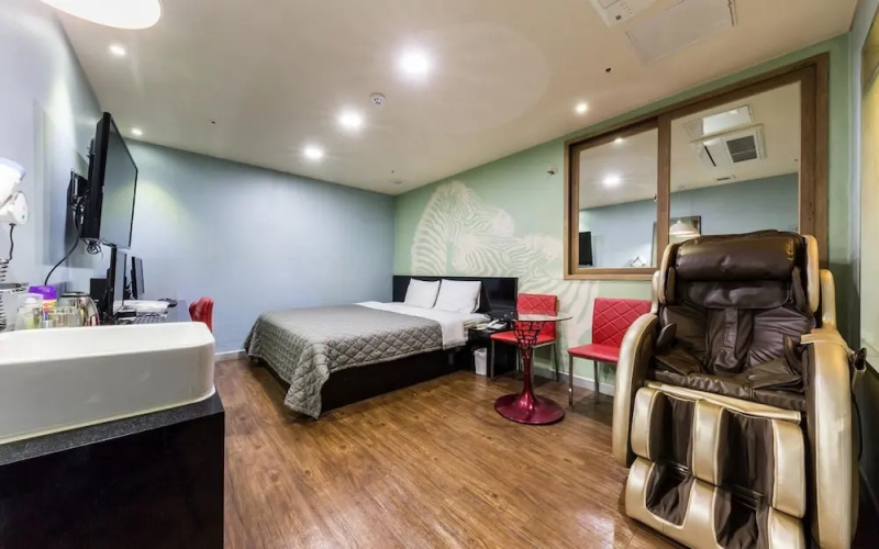 Hassen Sillim K2 Hotel