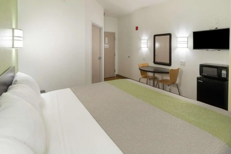 Standard Double room with view