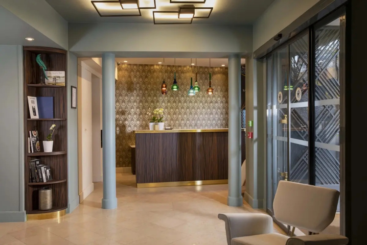 Hotel Aiglon