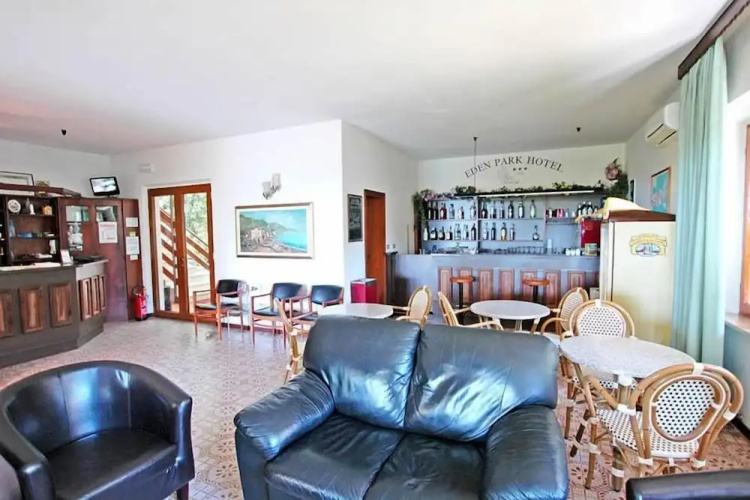 Eden Park Hotel