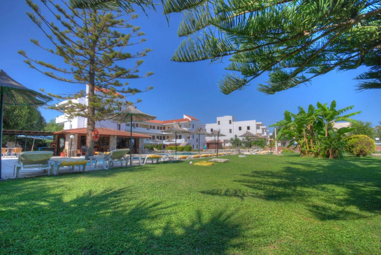 Theatraki Apartments