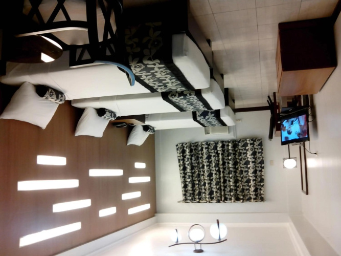 Jupiter Suites