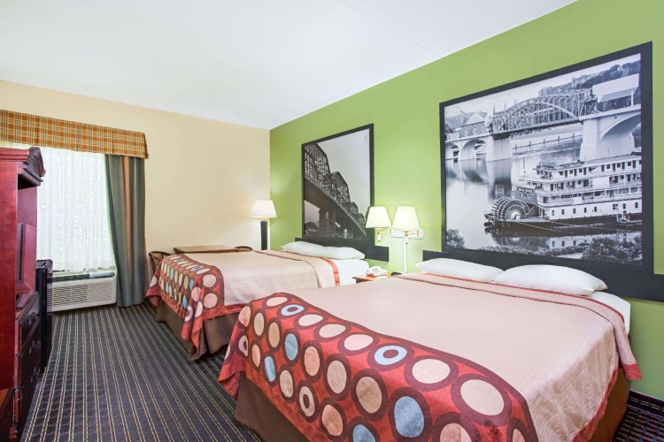 Standard Quadruple room