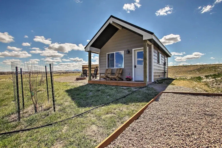 Pano Views! Custom Cabin on Rocky Mountain Front