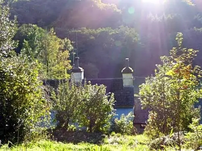 Lea cottage