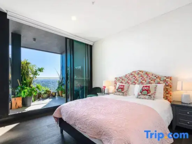 Premium 3Bed Luxury with Infinity Pool & Gym
