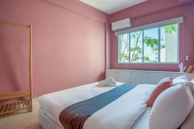 Dalida's 2-BR Apt in Mar Mikhael