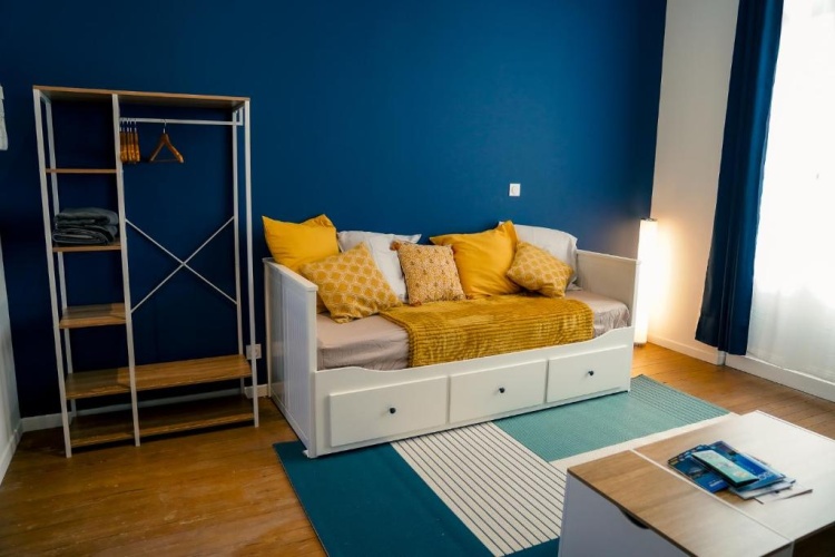 1 Bedroom Apartment