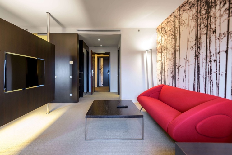 Ramada Plaza by Wyndham Bucharest Convention Center photo 12