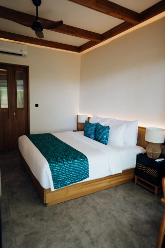 Deep Roots Dive & Yoga Resort