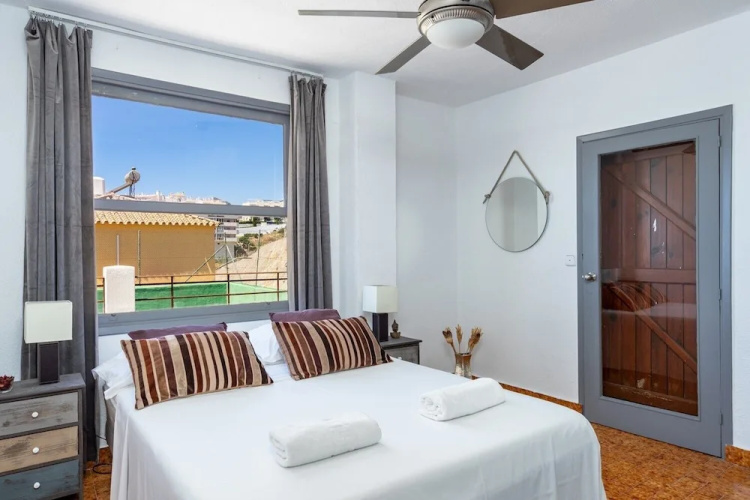 Outstanding beachfront villa Fuengirola