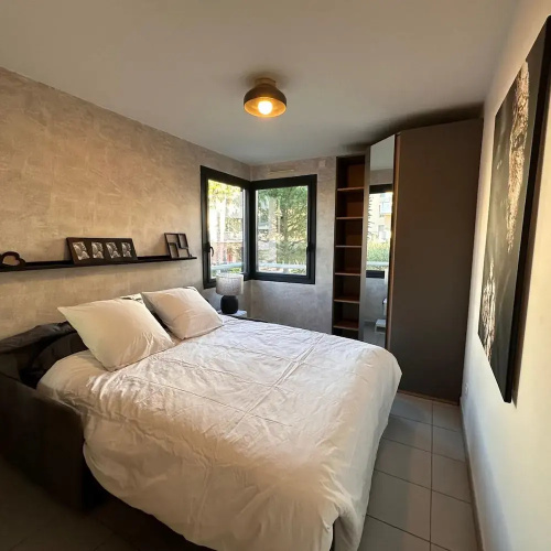 Two Bed Apt With Lovely Terrace - 2195