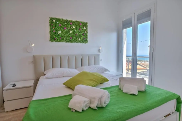 Standard Double room with balcony and with sea view