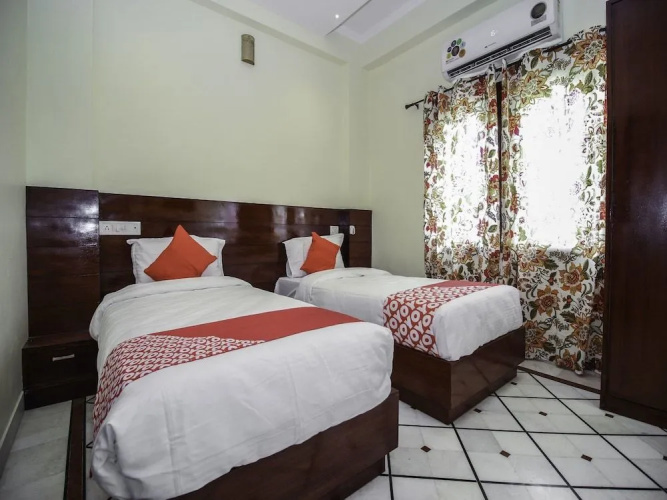 OYO 16854 Hotel Alba Inn