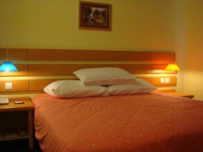 Yangzhou Home Inn Slender West Lake